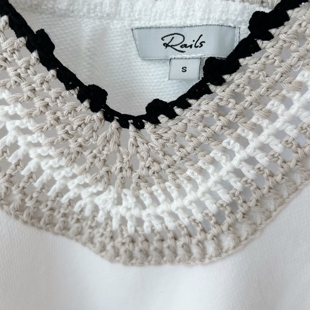 Rails White Cream V-Neck Sweater - Picture 9 of 11